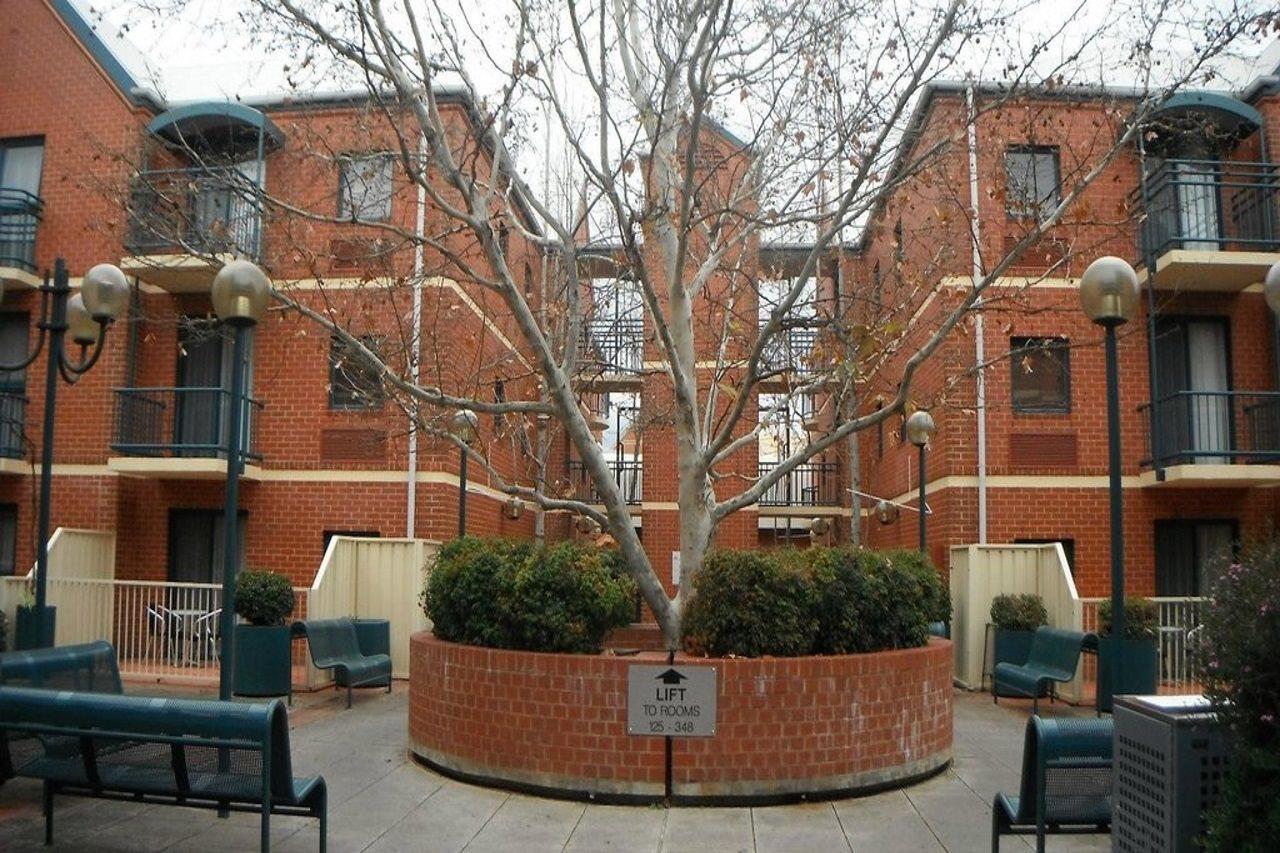 Breakfree Adelaide Aparthotel Bagian luar foto