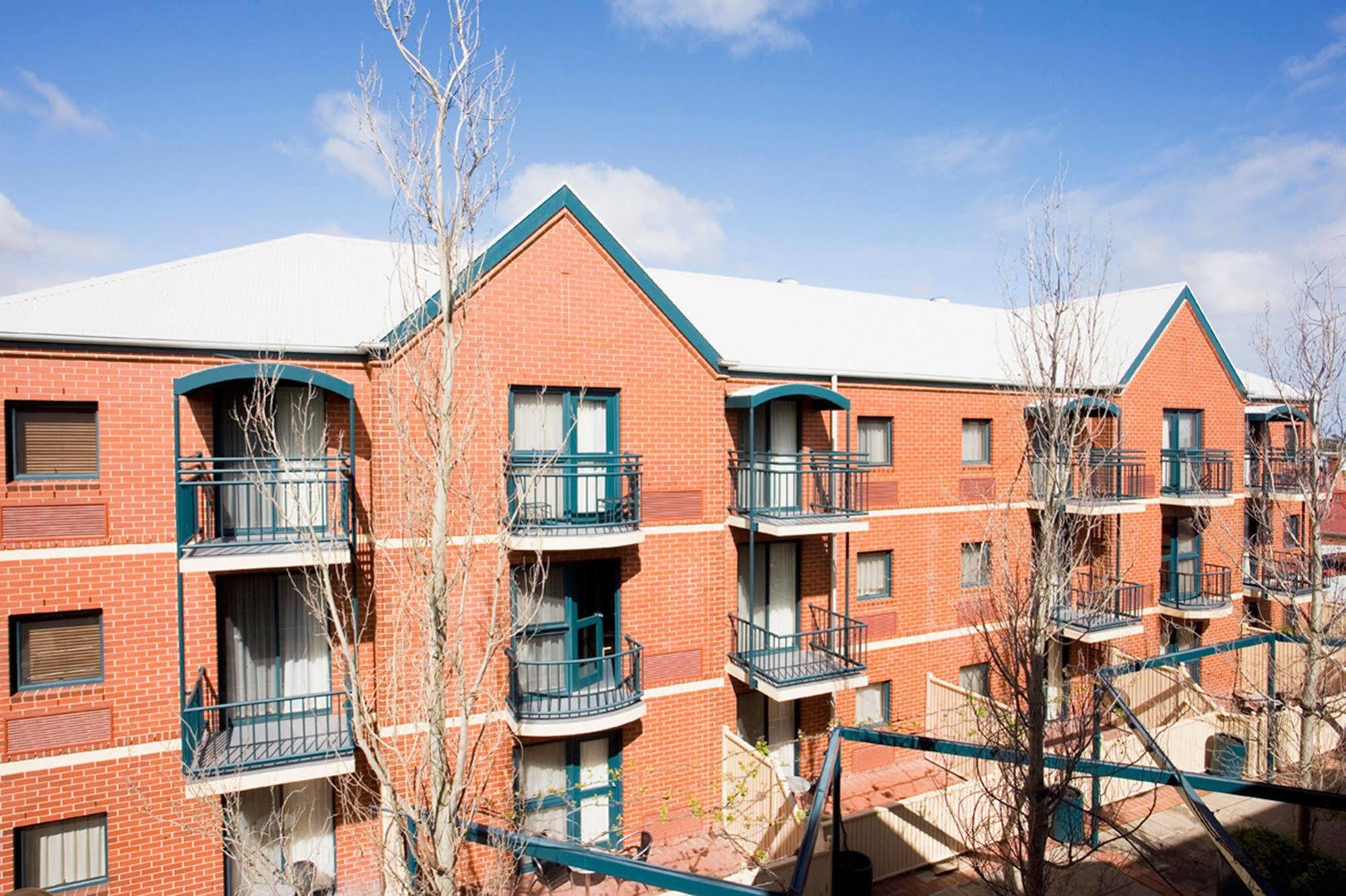Breakfree Adelaide Aparthotel Bagian luar foto